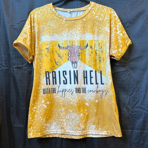 🔅“Raisin Hell with the Hippies & the Cowboys” Graphic T size Medium - Picture 2 of 3
